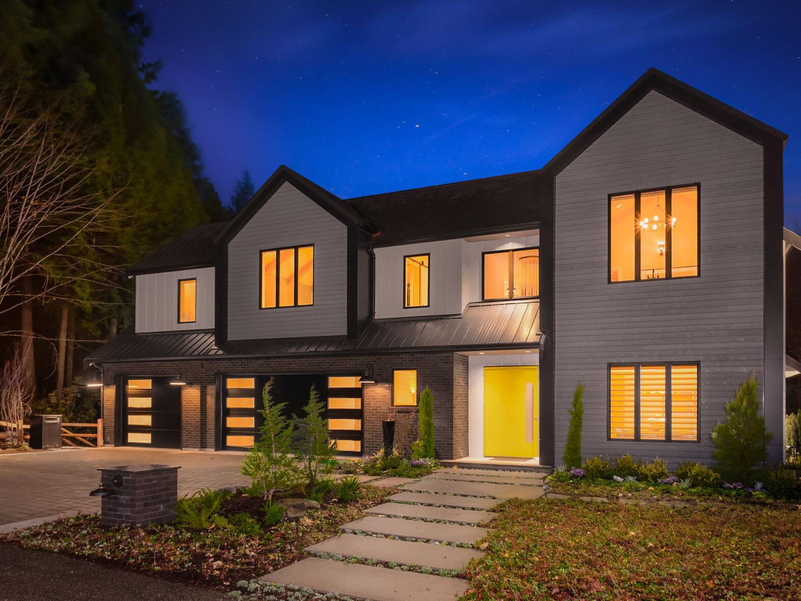 Embracing Nature Through High-Performance Building